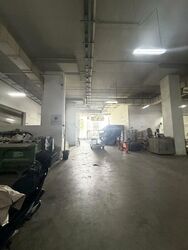 E9 Premium (D27), Factory #511599091